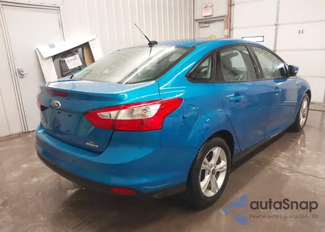 2013 Ford Focus Se z USA, uszkodzony, nr VIN 1FADP3F24DL105951